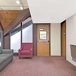 Days Inn By Wyndham Washington